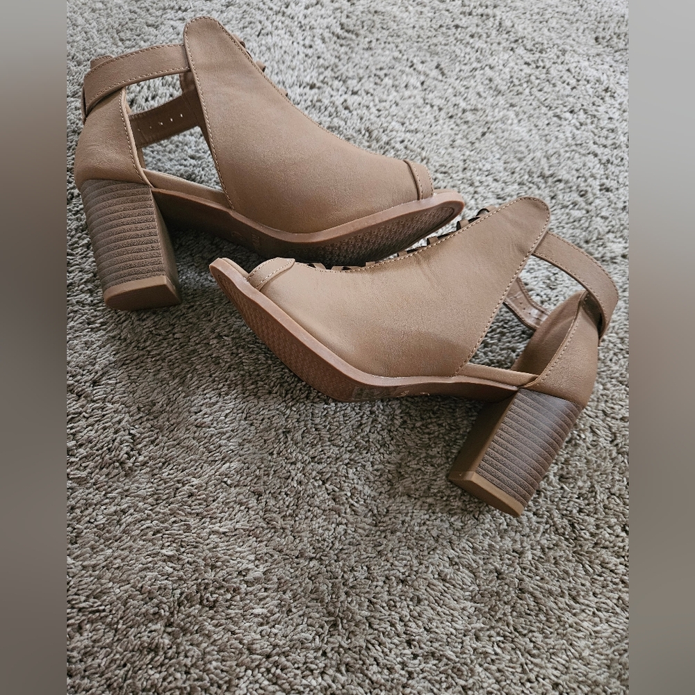 Top Moda Chunky Heel - Picture 3 of 4